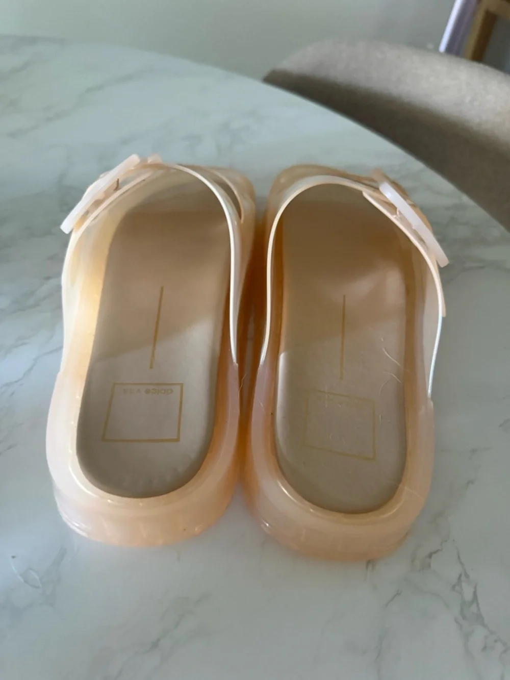 NEW IN BOX: Dolce Vita Julio Sandals, Praline Vinyl Double-Buckle Slide Sandals - Picture 6 of 11